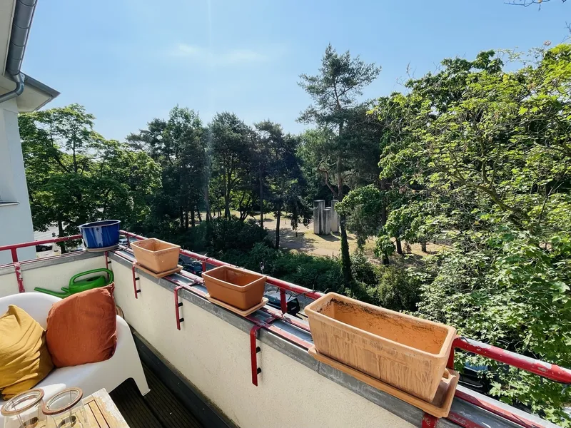 Wohnung mit gehobener Ausstattung und direkter Parklage/-blick und Balkon — photo 1